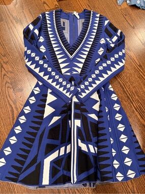 Blue Geometric V-Neck Long Sleeve Dress